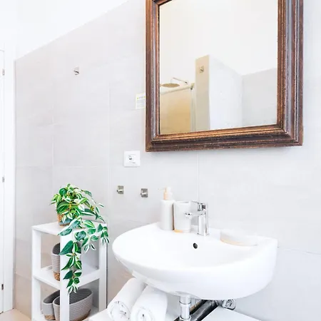 Easylife - Classico Monolocale Zona Washington * Milan