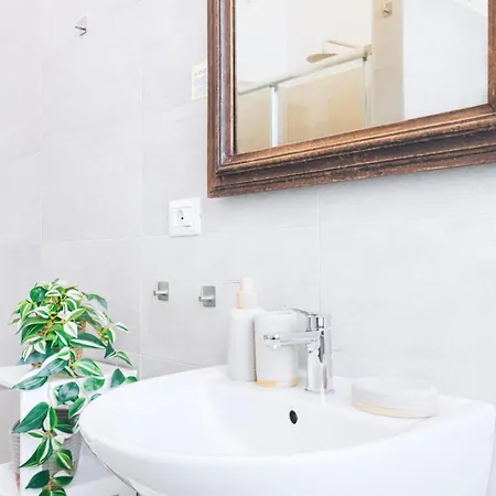 Easylife - Classico Monolocale Zona Washington Milan